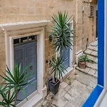 Ajkla Mansion 게스트하우스 발레타