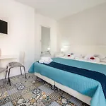 Ajkla Mansion 2*