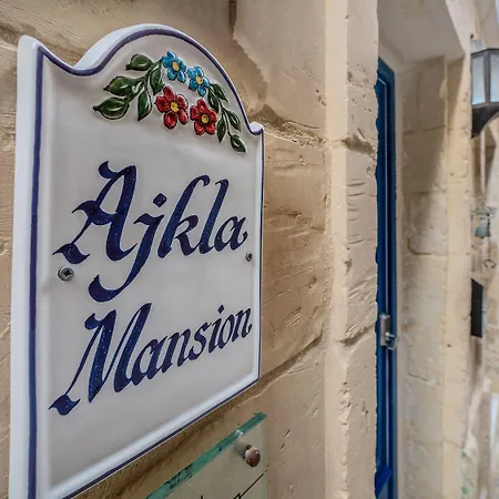 Ajkla Mansion Pensiune 2*