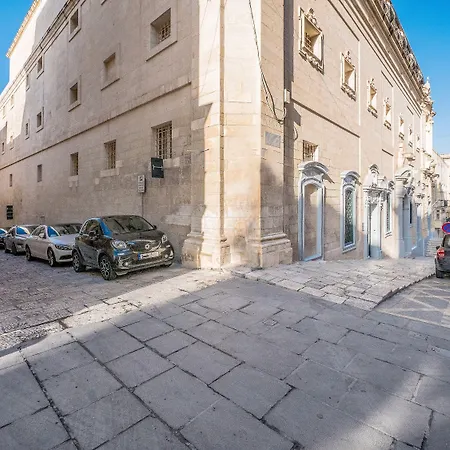 Ajkla Mansion 2* Valletta