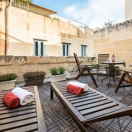 Ajkla Mansion La Valletta