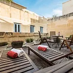 Ajkla Mansion 2* La Valette