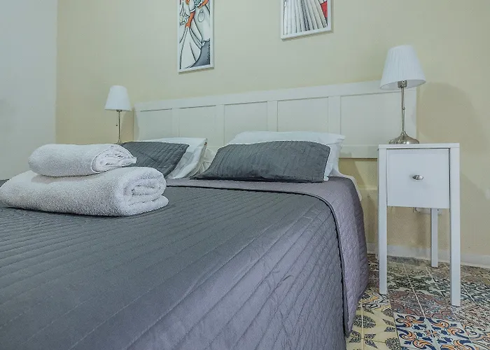 Ajkla Mansion بيت ضيافة فاليتا