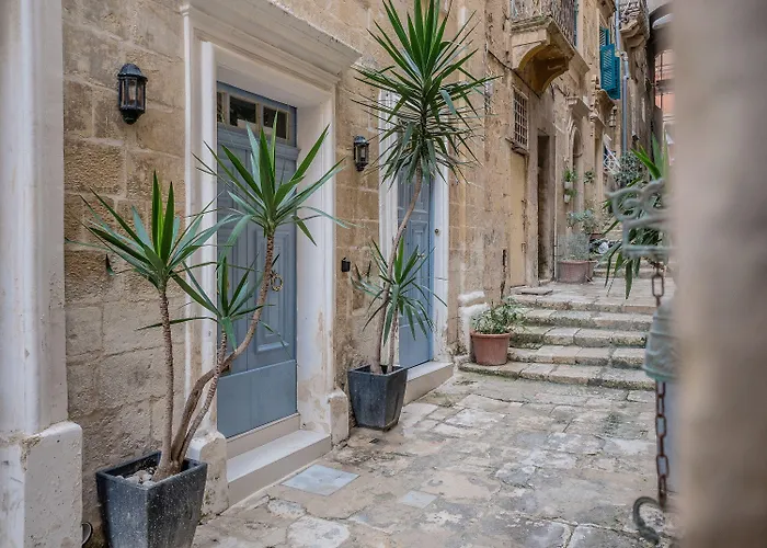 بيت ضيافة Ajkla Mansion فاليتا