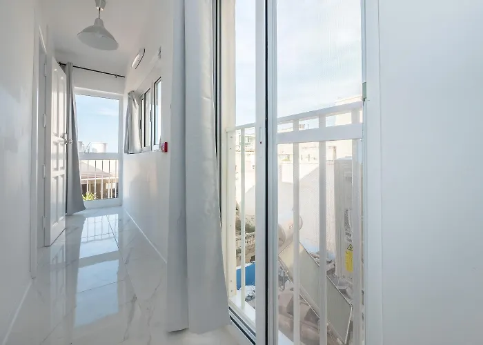 بيت ضيافة Ajkla Mansion 2*