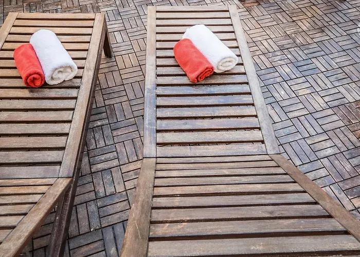 بيت ضيافة Ajkla Mansion 2*